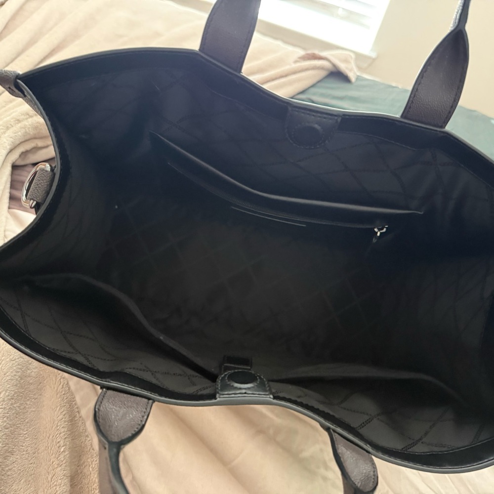 Michael Kors: Elegant Black Men's Tote Bag
